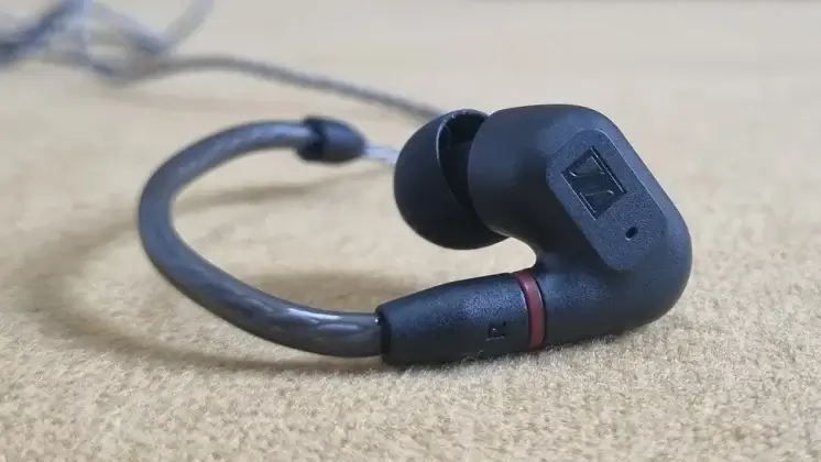Sennheiser IE 200