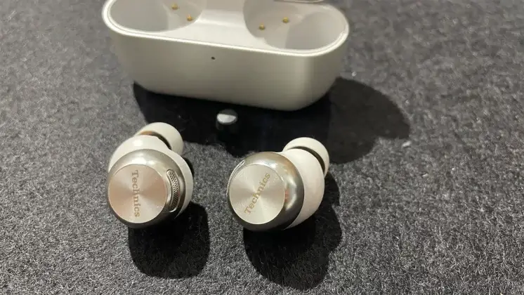 Technics EAH-AZ100