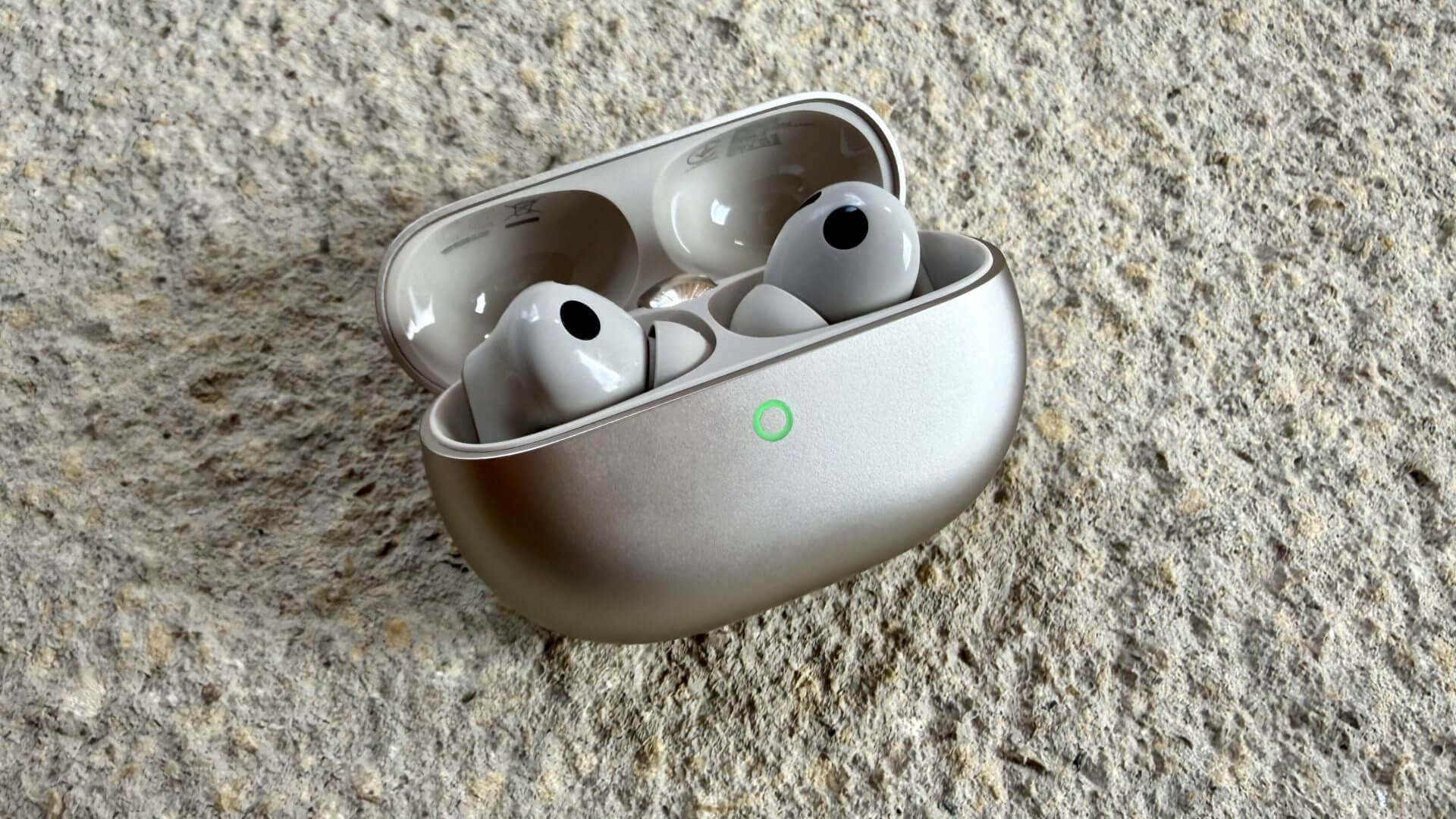 Huawei FreeBuds Pro 5 Review: A Worthy AirPods Pro Alternative Huawei FreeBuds Pro 5 Review: A Worthy AirPods Pro Alternative