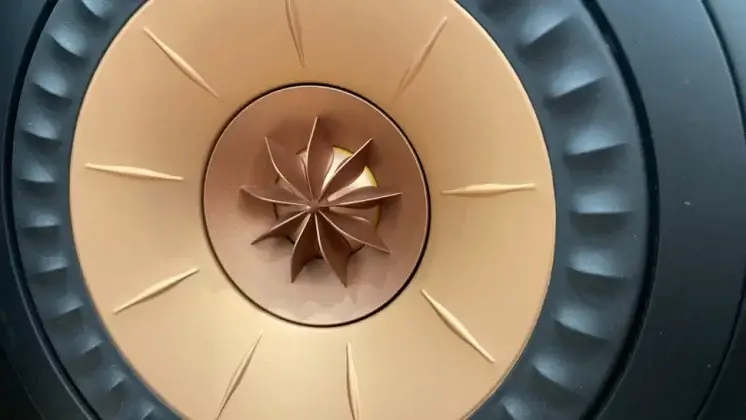 KEF LS50 Meta