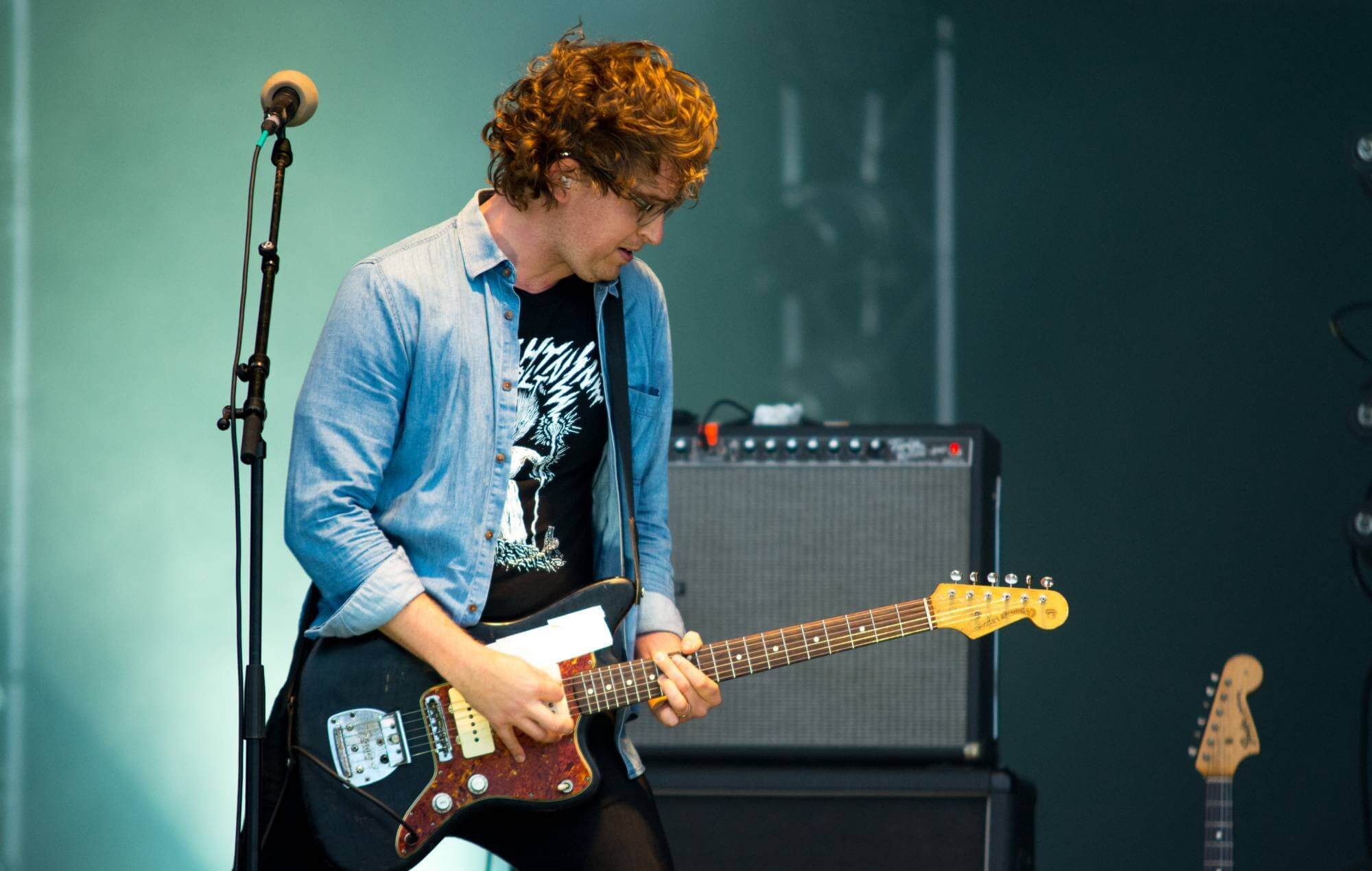METZ Live Performance