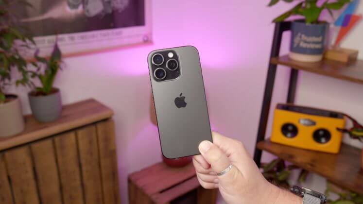 Apple iPhone 16 Pro