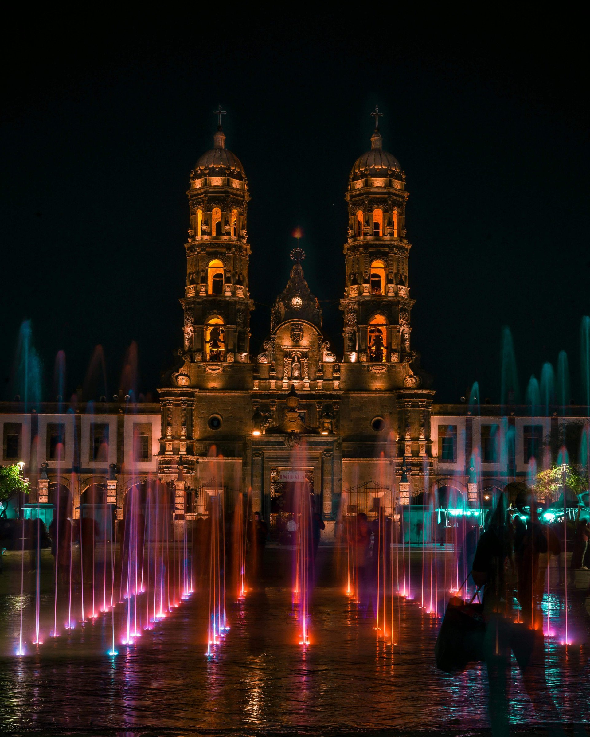 Travel to Guadalajara: 11 Must-See Historical Sites and Iconic Hotels for Your Perfect Getaway!