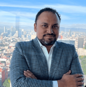Irving López