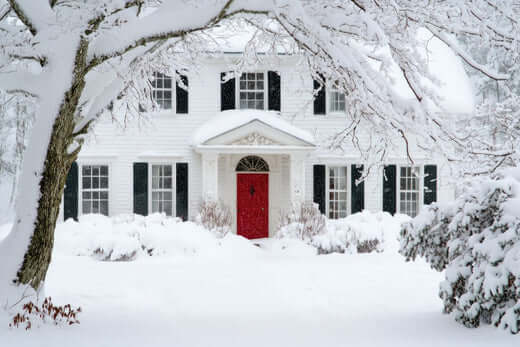 How to Prepare Your House for a Snowstorm