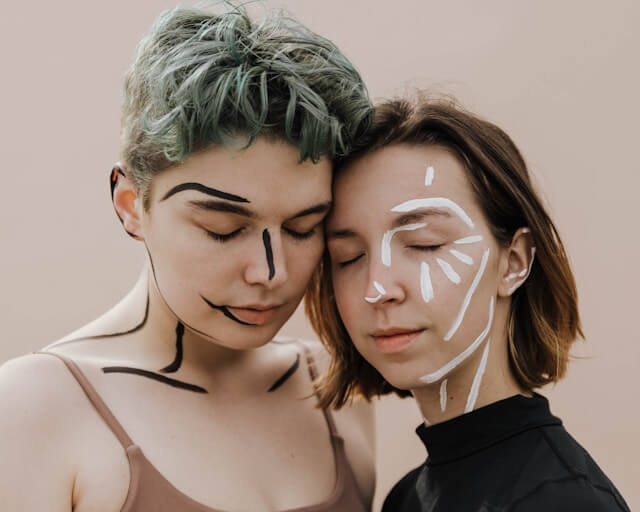 How to Swap Faces in a Video: Step-by-Step Guide for Beginners
