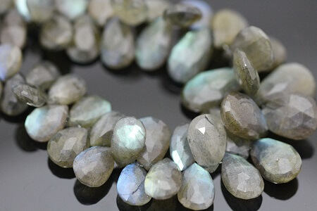 ​Gemstone of the Month: Labradorite