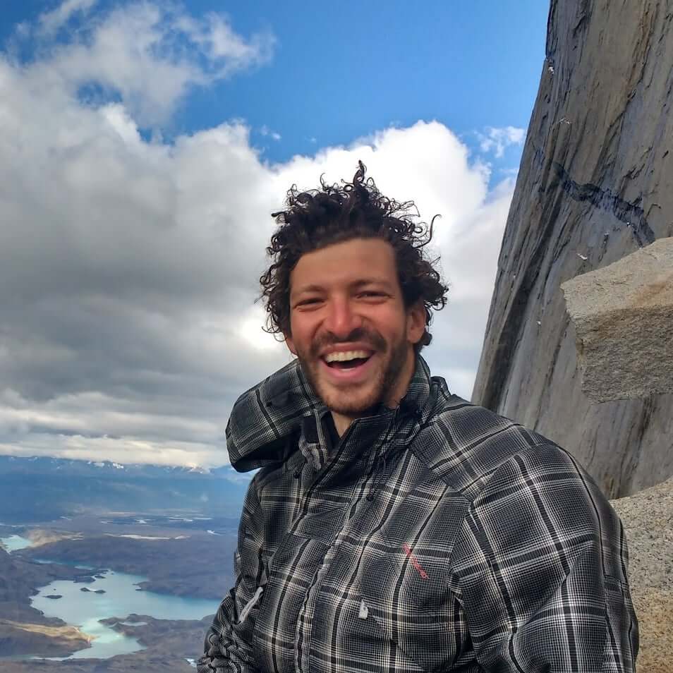 Giuliano Varela - Travel Specialist