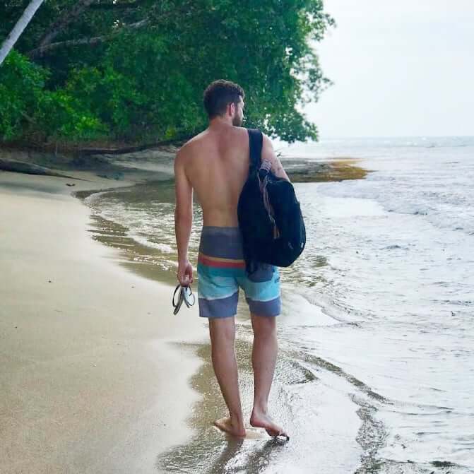 Giuliano Varela - Travel Specialist