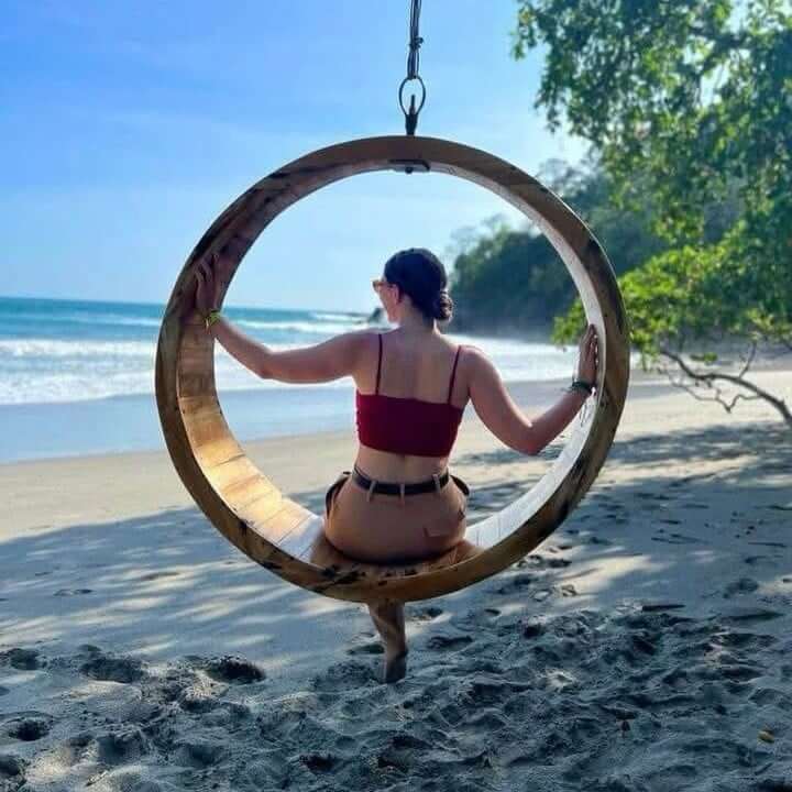 Julia Ross in Costa Rica