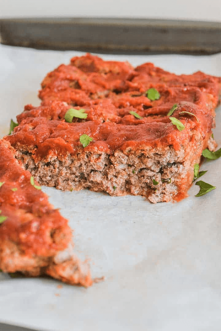 An image of healthy meatloaf ready to eat.