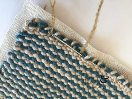 Free woven pillow tutorial from Purl & Loop on the Woolery Blog