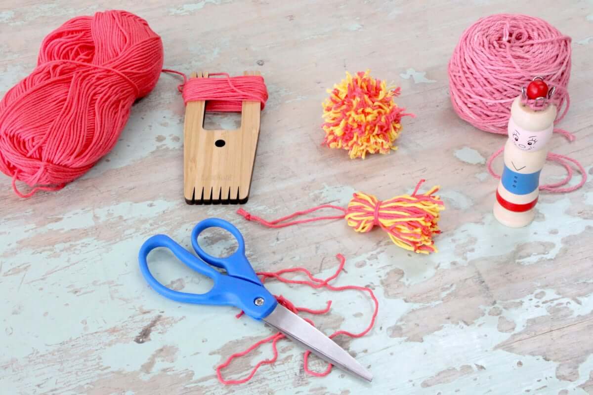 Loome Tool and Knitting Nancy