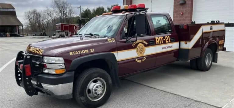 Pictured above is the 2001 Chevy Silverado 3500 Ken won on auction.