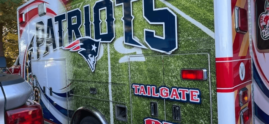 Eric Lahti - ambulance tailgate vehicle masterpiece 2