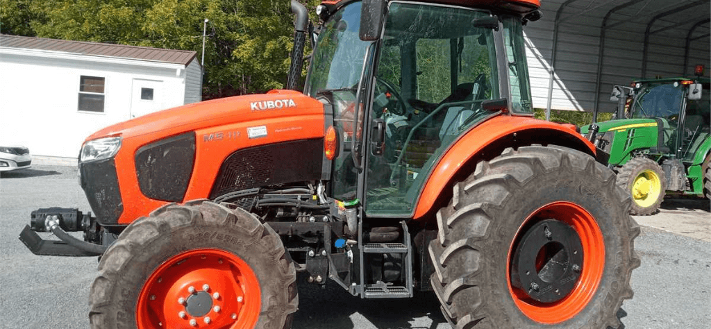 2019 Kubota M5-111 image