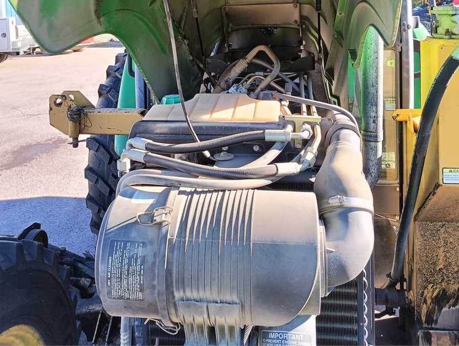 2009 John Deere 5101 tractor engine.