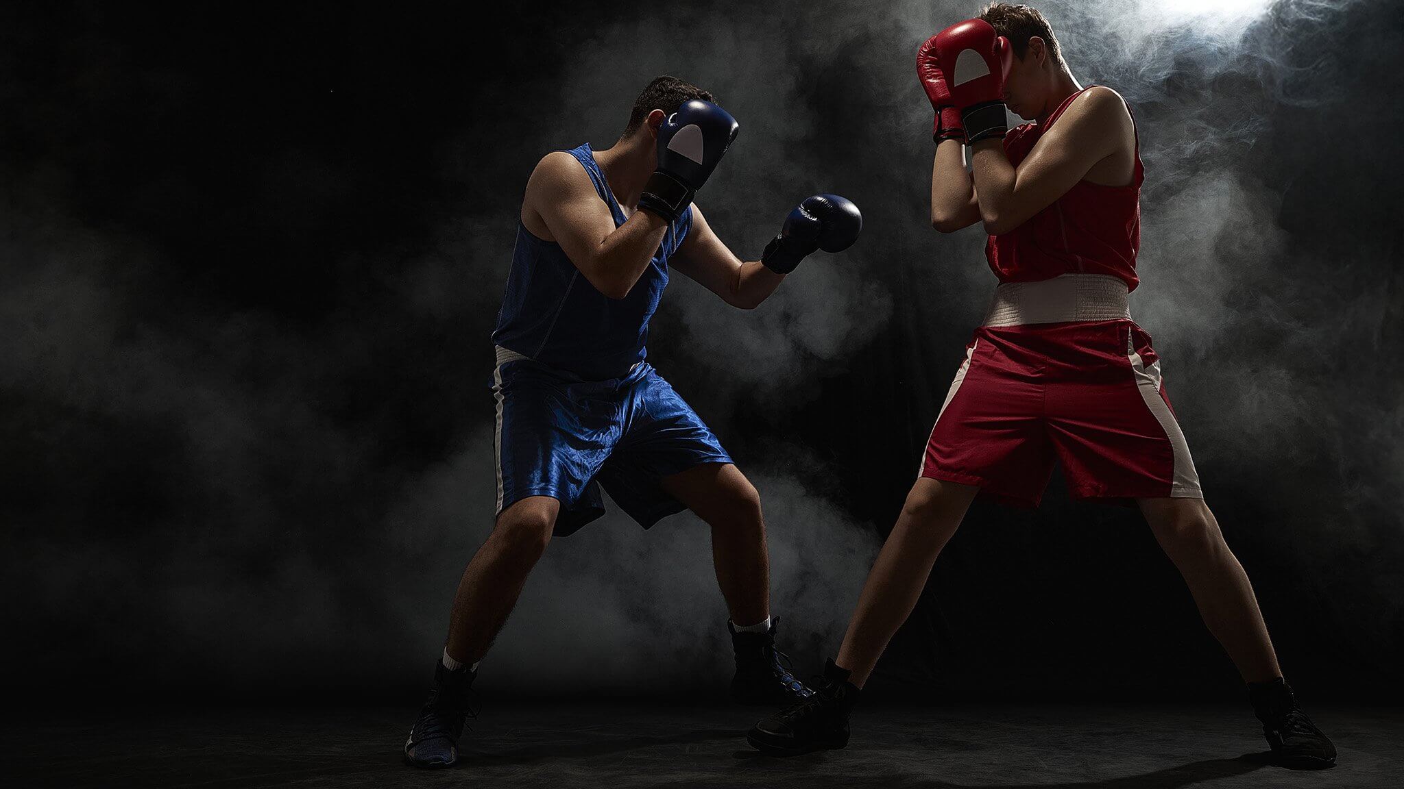 14oz vs 16oz Boxing Gloves: What Should You Actually Train In? (2026 UK Guide)