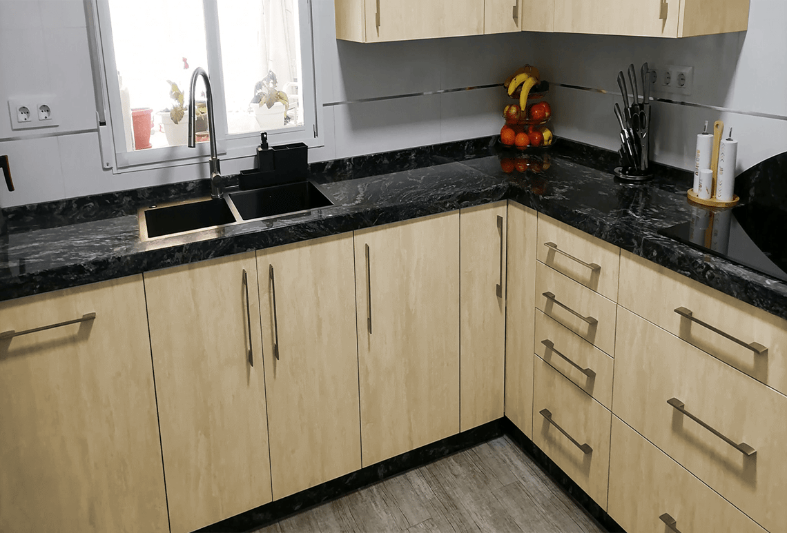 Negro Macondo Granite will Definitely Mesmerise Your Guests