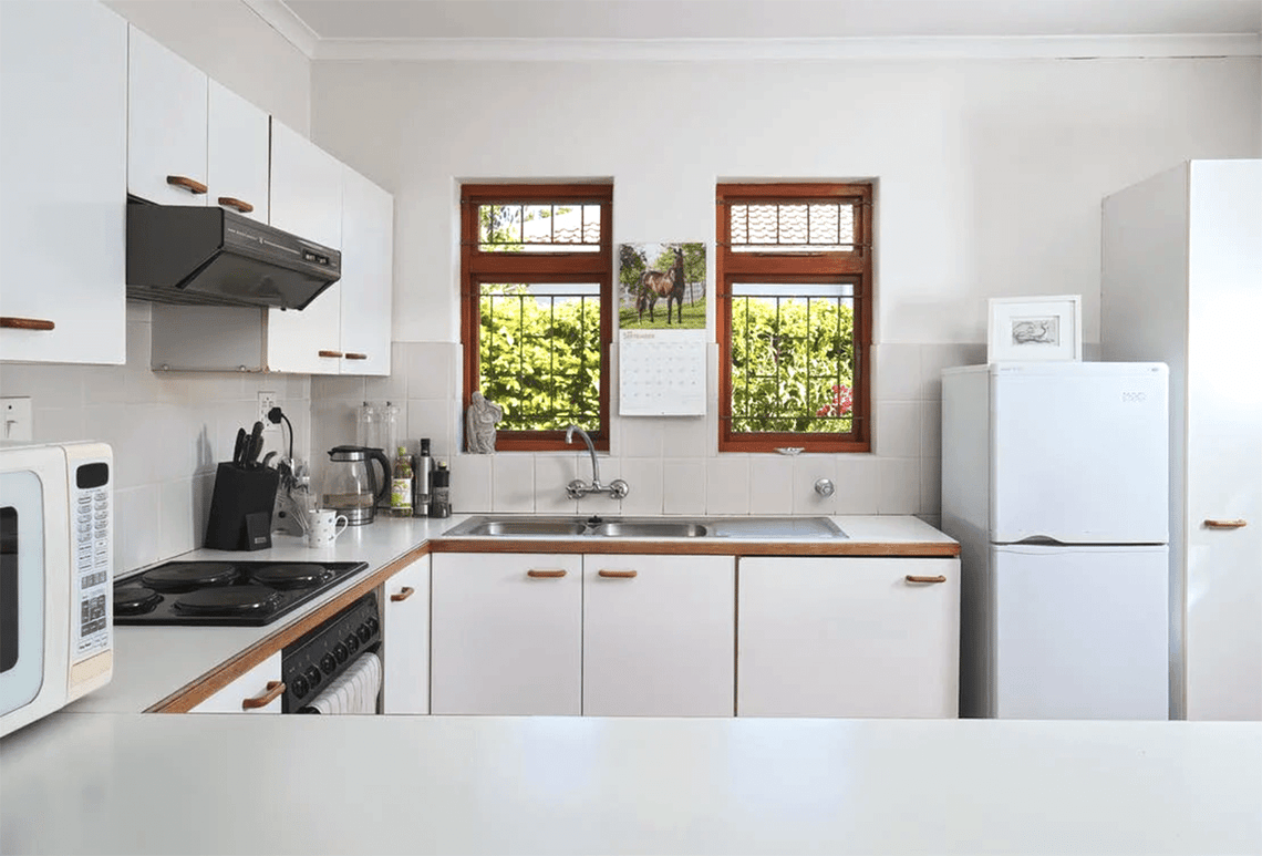 Vintage Kitchen Gives You A Rustic Experience | Get Yours