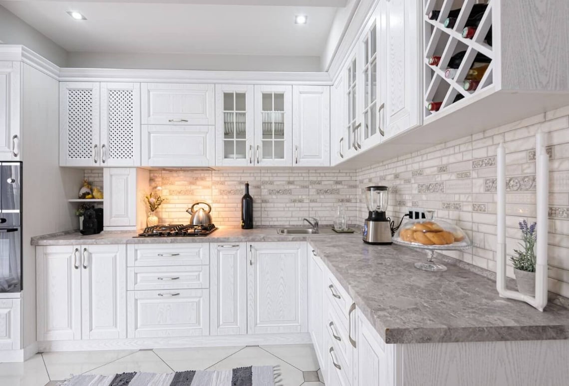 is white kitchen cabinets a good idea