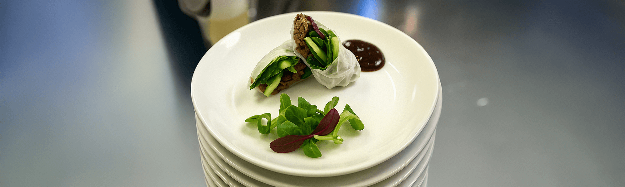 Spicy tamarind lamb rolls