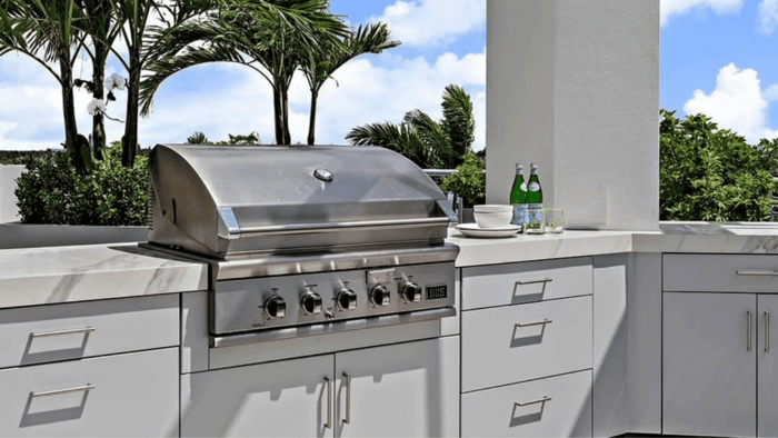 All-Weather or Marine-Grade Outdoor Kitchens: What’s the Difference?