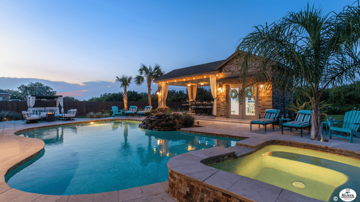 outdoor kitchen, expense or investment?