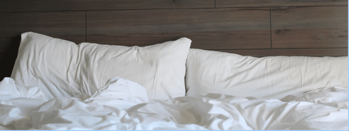 Best Pillowcase Materials for Healthy Hair