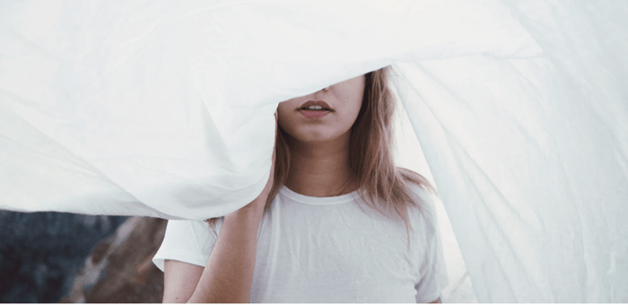 How to Fold a Fitted Sheet