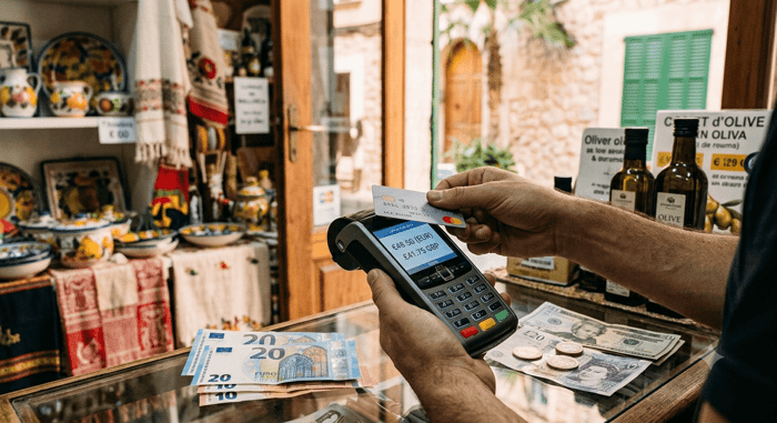 Cambio de Divisas al Comprar en Mallorca: Por Qué Importa el Momento de tu Transferencia