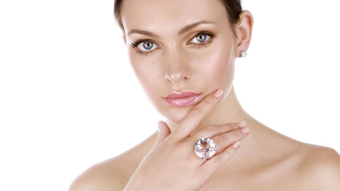 Want To Buy a 1.5 Carat Diamond Ring? (Read Our Guide Before You Do Anything Else!)