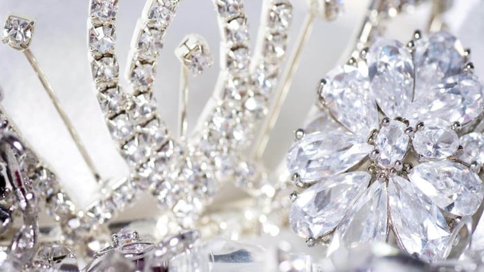 Your Jewellery Jargon Dictionary: A-C