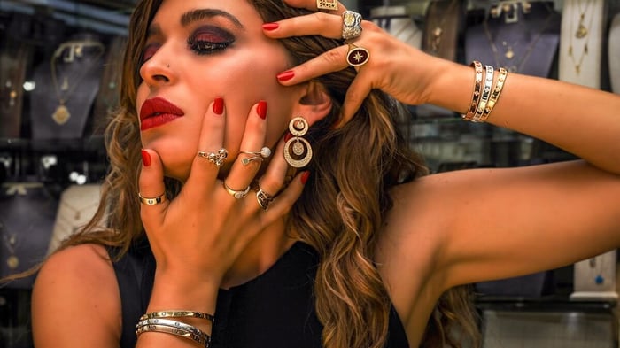 Stunning Diamond Bangles That Will Take Your Breath Away!