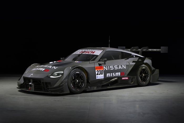 1/43 Spark Niterra MOTUL Z NISMO NDDP No.3 GT500 SUPER GT 2025 D. Sasaki - A. Miyake Car Model