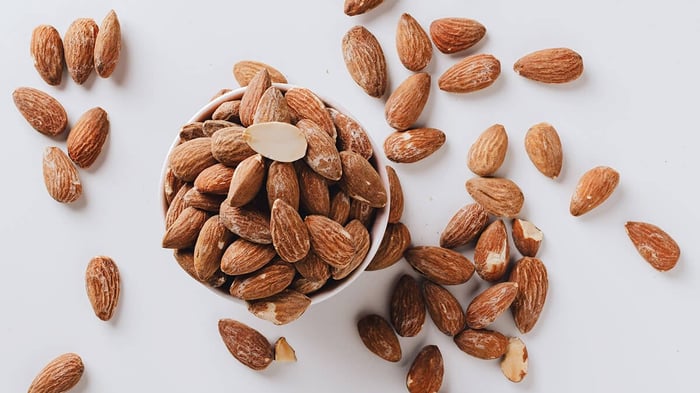 7 Benefits of Magnesium & the Science Behind Them