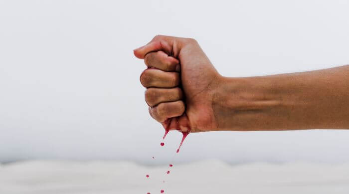 Does Wine Thin Your Blood?