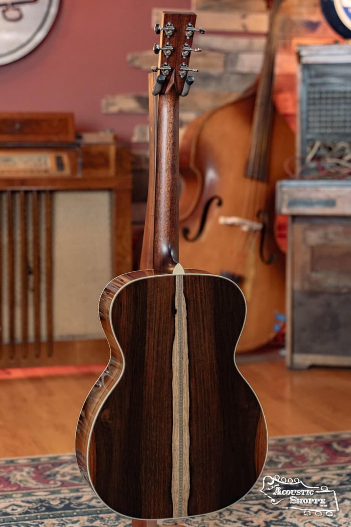 Bourgeois Vintage Heirloom Dreadnought: Bluegrass Brilliance