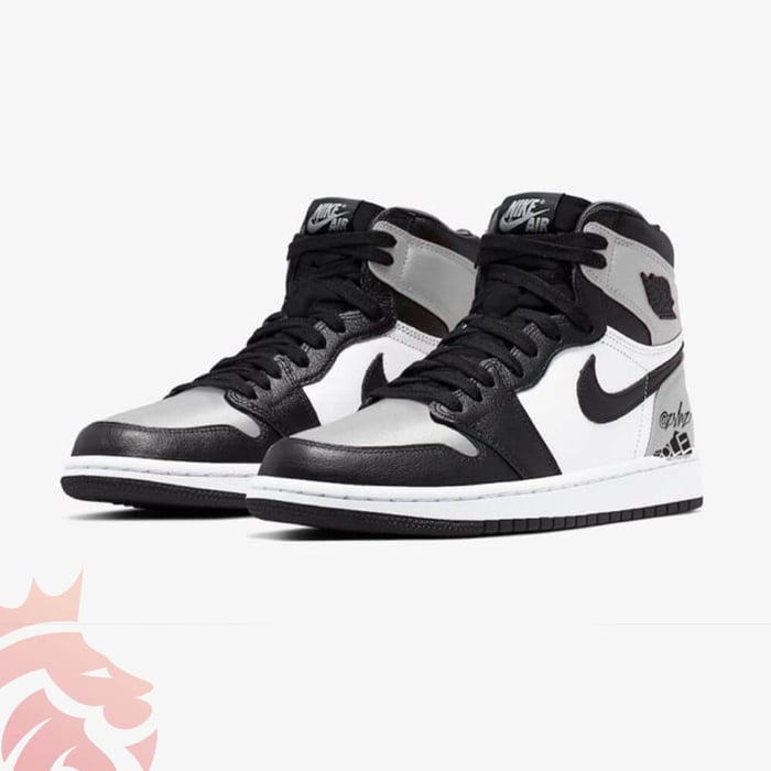 Nike Air Jordan 1 ブラック/シルバー Air Jordan 1 Retro High OG WMNS â€œMetallic Silverâ€ – YankeeKicks