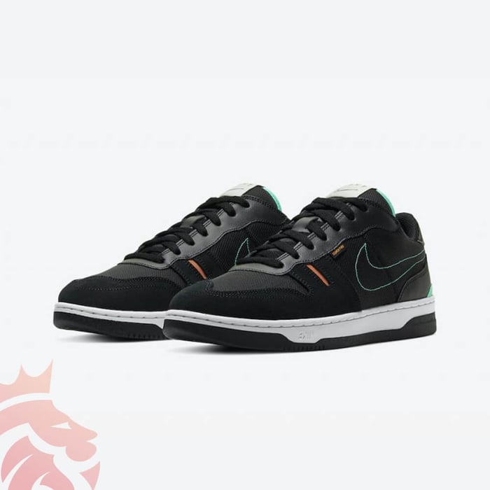 First Look: Nike Squash Type “Black”