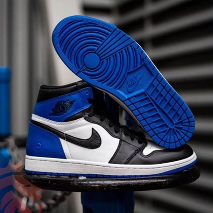 Yankeekicks Closet: Fragment Design x Air Jordan 1 Retro High OG
