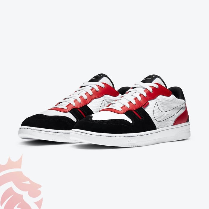 First Look: Nike Squash-Type “Black Toe”