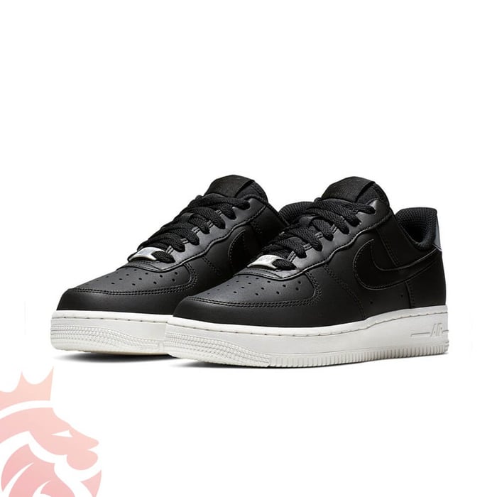 Nike Air Force 1 ’07 Essential Black/Summit White (W)