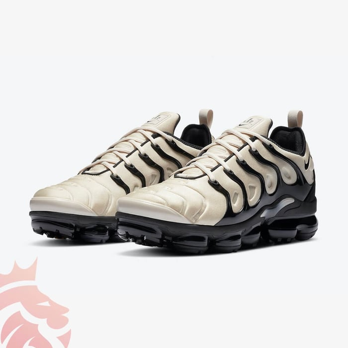 First Look: Nike Air VaporMax Plus “Light Bone”