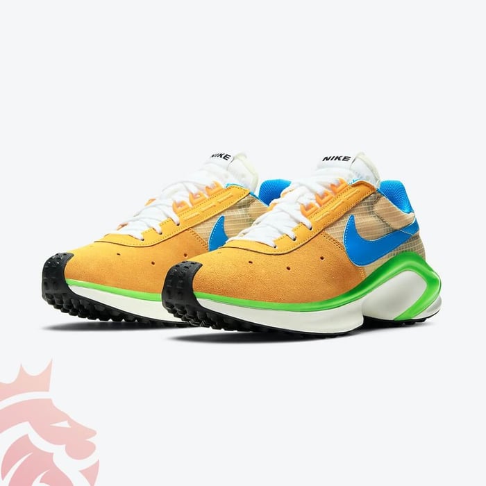 First Look: Nike D/MS/X Waffle “Golden Yellow”
