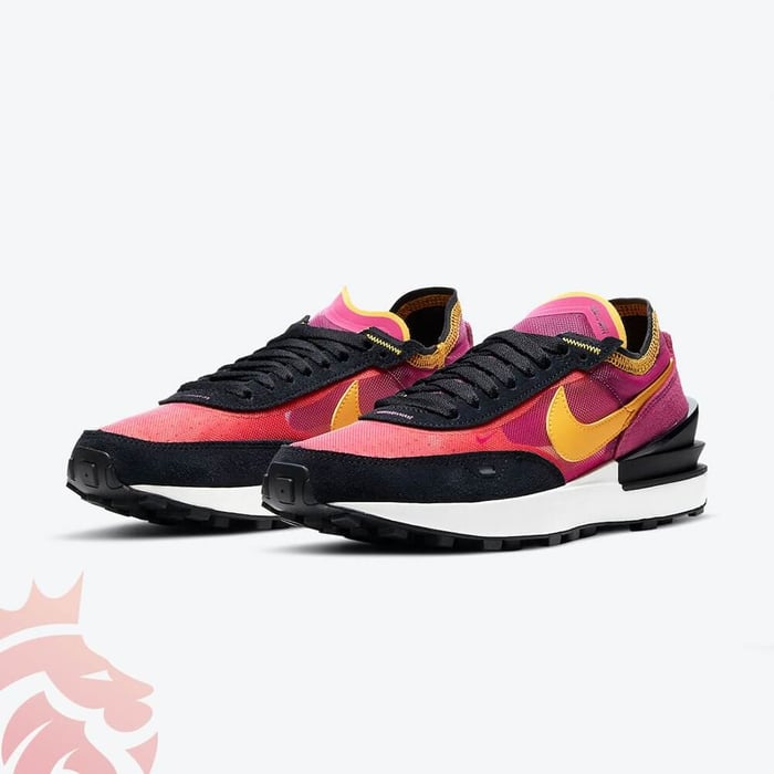 First Look: Nike Waffle One “Active Fuchsia”