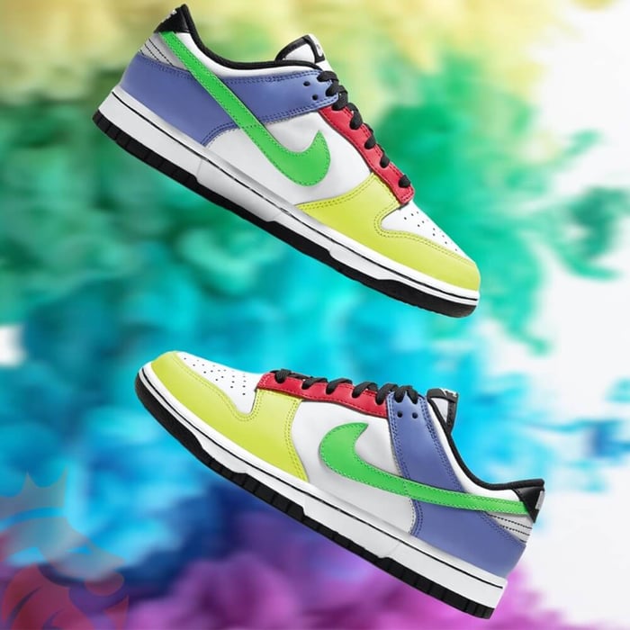 A Closer Look: WMNS Nike Dunk Low “Green Strike”