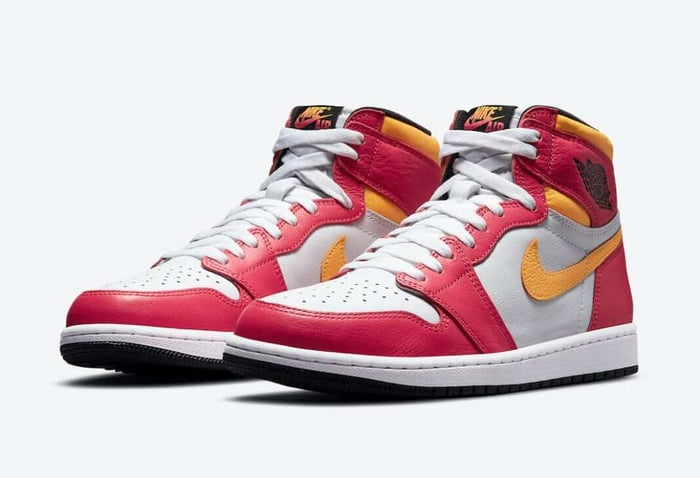 Air Jordan 1 Retro High OG 'Light Fusion Red'