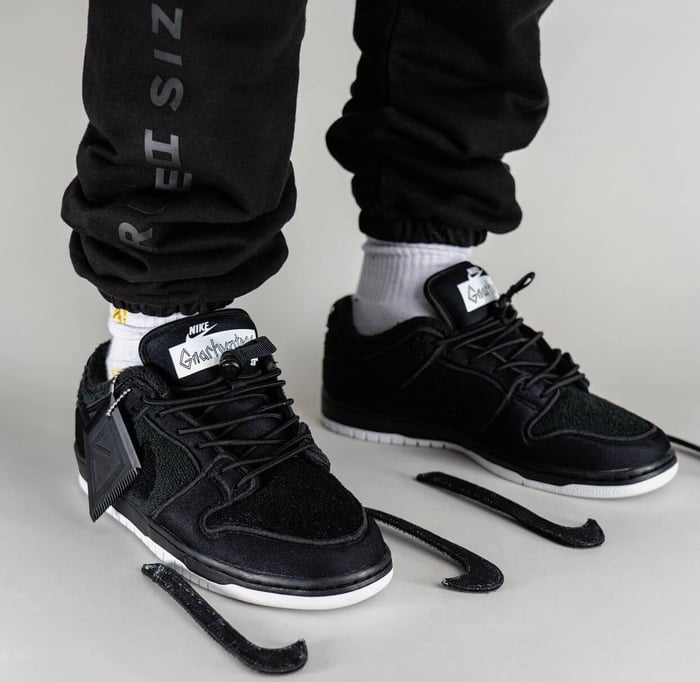 Gnarhunters x Nike SB Dunk Low