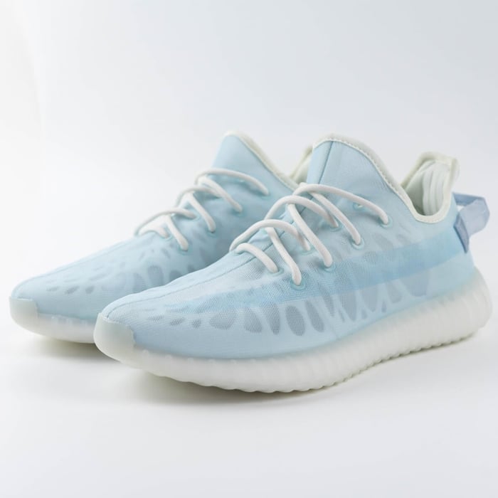 adidas Yeezy Boost 350 V2 Mono Ice (Sample)